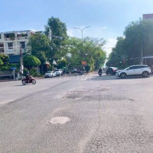 Cho thuê mặt bằng đường lê nhựt tảo gần chợ 586