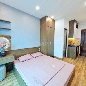 CCMN SIÊU XINH BAN CÔNG THOÁNG ĐỐI DIỆN KHÁCH SẠN MARRIOT - ĐẠI LỘ TL